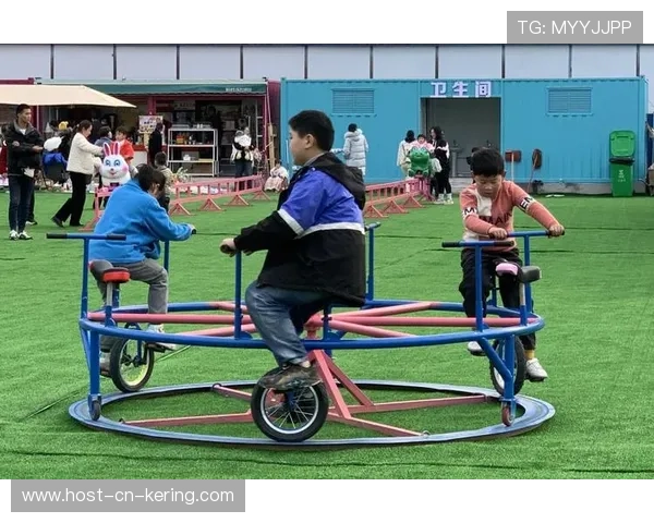 自行车突破口出现后全队瞬间集体加速