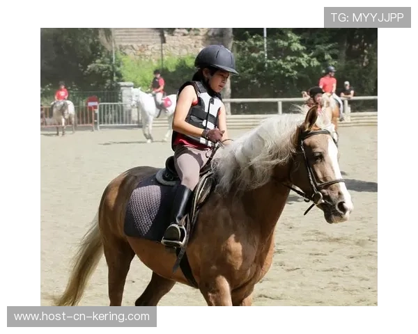 西班牙马术代表队在欧洲马术锦标赛中获得团体障碍赛银牌。,西班牙马竞队 西班牙马术代表队在欧洲马术锦标赛中获得团体障碍赛银牌。,西班牙马竞队